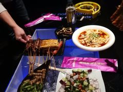 -蓝尊量贩(黄河路店)