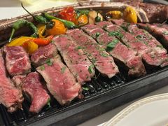 -斯普汇生蚝牛排馆(中骏世界城店)