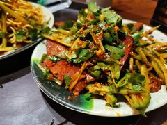 -万记麻辣烫国展总店
