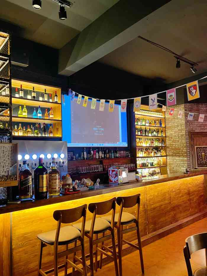 黑蔓精酿小酒馆(滨海人家店)-"朋友的公司在这里做活动,有幸来打卡