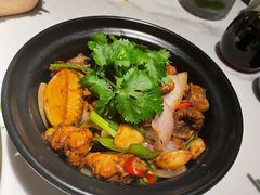 -领鲜天下·焗海鲜·花胶鸡(天目里店)