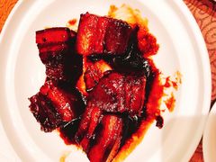 本帮红烧肉-东方明珠老上海8号餐厅