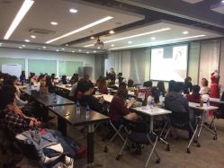 iphone_upload_pic-上海彩妆秀摄影设计有限公司