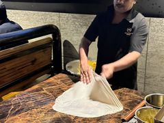 -麦凯伦烧烤·精酿超级工厂店(金桥总店)