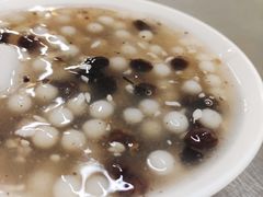 -芳婆糕团店(王府大街店)