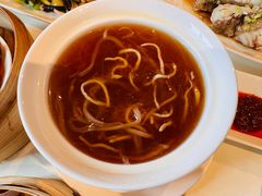 顶级花胶鸡丝翅-利苑酒家(金宝店)