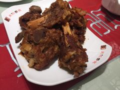 -吴记酱骨炖菜馆(西大直街店)