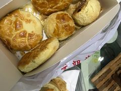 -香港元朗荣华月饼(十八甫路店)