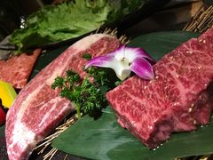 -炼火烤肉店