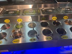 自助调料区-義聚德·清真铜锅涮羊肉·烧烤(河东店)