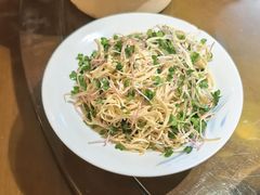 -东口码头·烧鸽子·鱼头泡饼·地方菜(金鹰悦城店)
