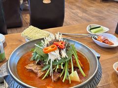 -喇喇排骨火锅·传统韩式脊骨汤(望京西园总店)