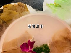 -水巷子·巴掌腰片重庆火锅(巧家店)