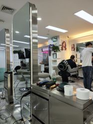 -米娜护肤造型