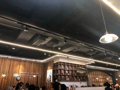 大堂-胡须佬鸡煲四季火锅店(石厦西村直营店)