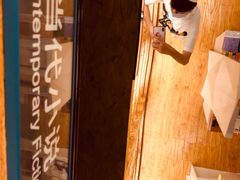 -新华里咖啡书吧(新华书店小寨店)