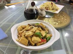 -天天向上素食餐厅(五台山店)