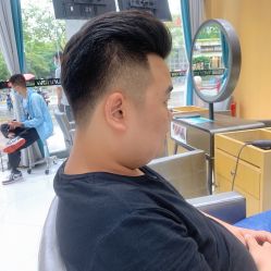 点击看大图 -首脑美发沙龙