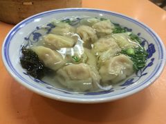 鲜肉馄饨-新丰小吃(中山中路分店)