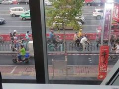 -麦当劳(中山大道中店)