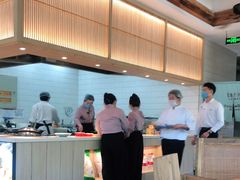 -蜜桃餐厅·伴山(湖滨商业街店)