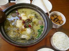 -周鱼小馆石锅酸菜鱼(活力汇店)