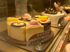 -DQ·蛋糕·冰淇淋(龙湖狮山天街店)