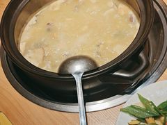 -一朵菌·野生菌探索家火锅(南亚店)