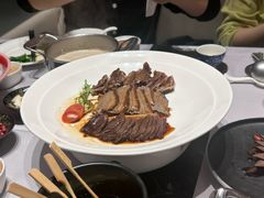 -红鼎豆捞·非遗鲍皇汤火锅(宝丰路店)