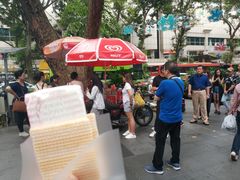 -詹爷爷乌节路街头冰淇淋
