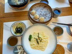 -馋三尺蟹粉小笼(人民广场店)