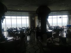-蜈支洲岛珊瑚酒店临海阁中餐厅