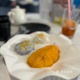 連隔離枱都聞到超香濃的胡椒味，蟹鉗超大隻又啖啖肉