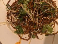 -小河公主秘制烤羊腿(小绿谷店)