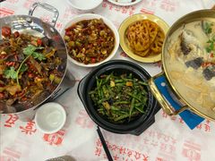 -堂瓦里·33年传统赣菜(第一街区店)