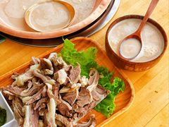 -诺敏塔拉奶茶—布里亚特包子-手把肉(满洲里店)