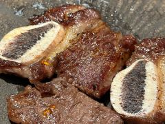 -铭牛烧肉·和牛海鲜自助(高新月牙湖店)