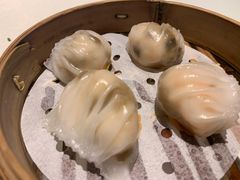 蟹肉菠菜鲜虾饺-皇朝会.经典传统粤菜(外滩店)