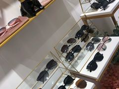 -肆兮眼镜·蔡司·徕卡战略合作店(大坪店)
