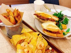 -玲婧胡同·生日蛋糕·餐厅(嘉里城店)