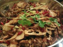干锅牛蛙-蛙蛙叫干锅年代(簋街总店)