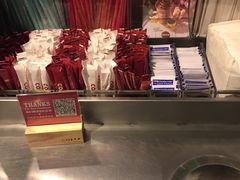 餐具摆设-COSTA COFFEE(上海月星环球港店)