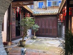 -载阳客栈