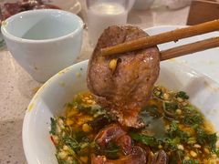 -九尺赵老四鲜鹅肠火锅