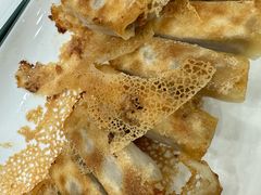 -大肚水饺锅贴·家常融合菜(新港店)