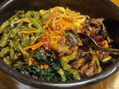 老妈拌饭-聚合鑫东北熏酱熟食麻辣面(长阳店)