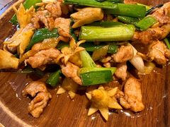 -隔壁老王·家常云南菜(花巷店)