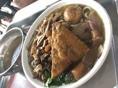 -花溪王记牛肉粉(四季花溪商场店)