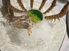 -红鼎豆捞·非遗鲍皇汤火锅(宝丰路店)