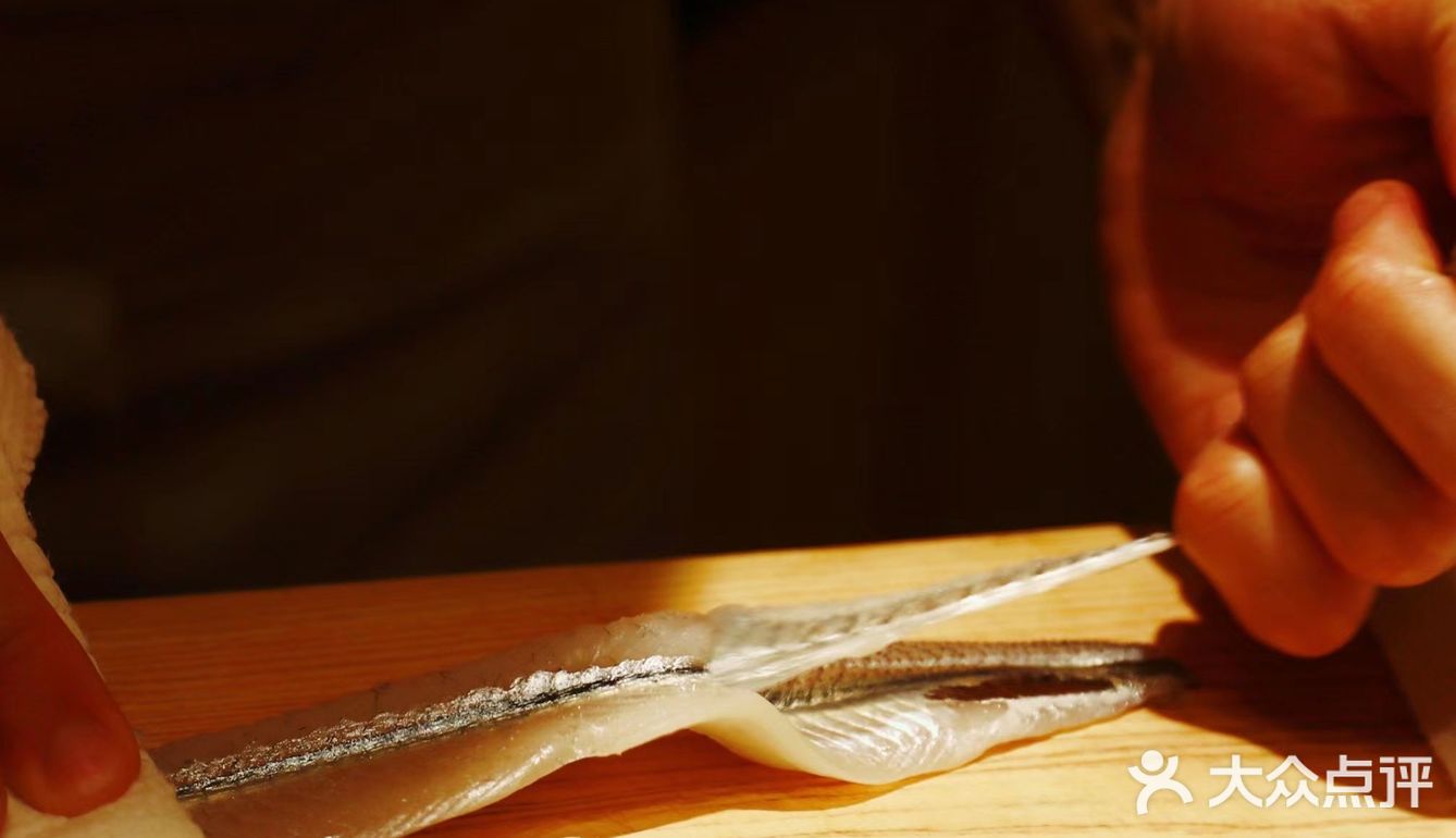 鮨一｜让我梦回深夜食堂